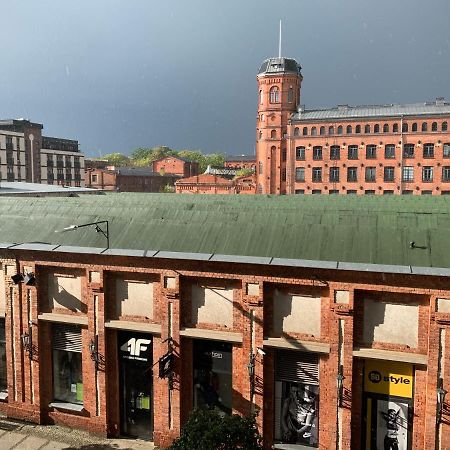 Apartmán Loft De Girarda Zyrardow Exteriér fotografie