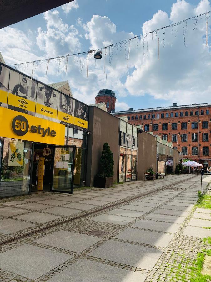 Apartmán Loft De Girarda Zyrardow Exteriér fotografie
